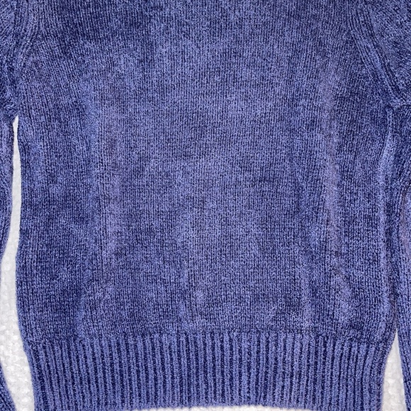 ✨ HOST PICK Aritzia sweater ✨ - Picture 6 of 8